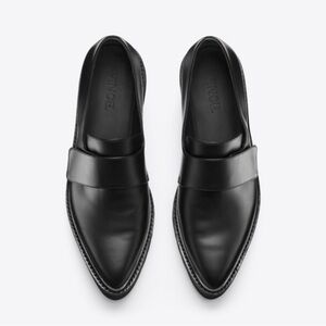 Vince Ames leather slip on in black